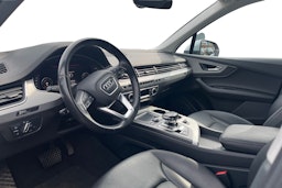 Hopea Audi Q7 2016 kuva 3.