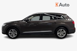 Ruskea (beige) Audi Q7 2016 kuva 5.