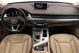 Ruskea (beige) Audi Q7 2016 kuva 7.