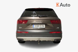 ruskea (beige) Audi Q7 2016 kuva 3.