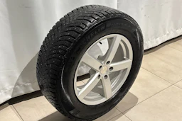 ruskea (beige) Audi Q7 2016 kuva 11.