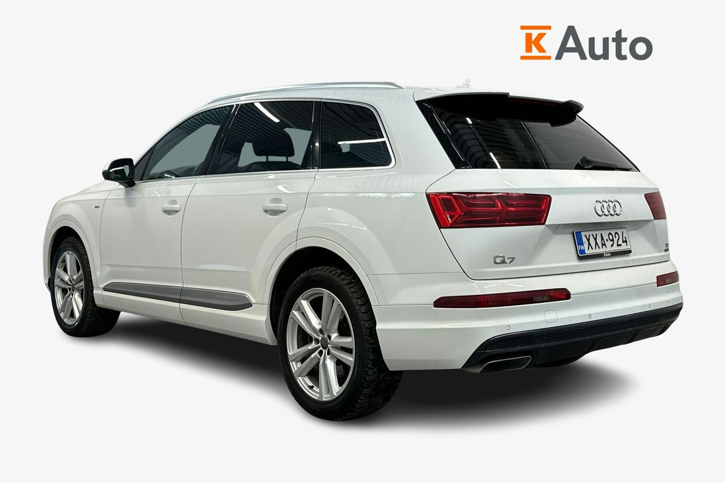 Valkoinen Audi Q7 2016 kuva 2.