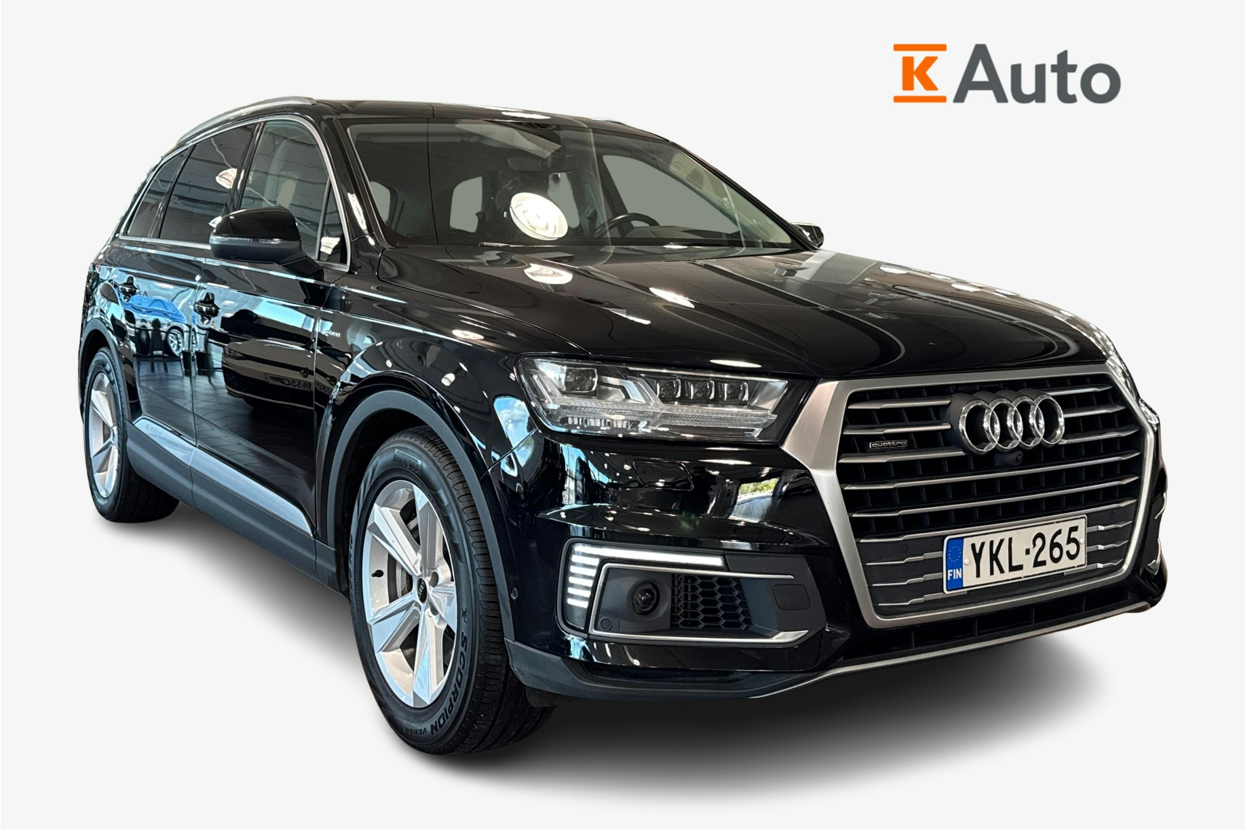 Musta Audi Q7 2016 kuva 1.