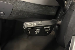 musta Audi Q7 2016 kuva 27.