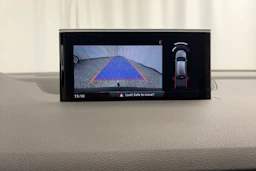 musta Audi Q7 2016 kuva 29.