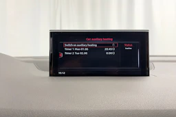 musta Audi Q7 2016 kuva 34.