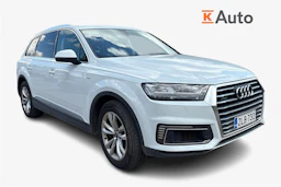 valkoinen Audi Q7 2017 kuva 1.
