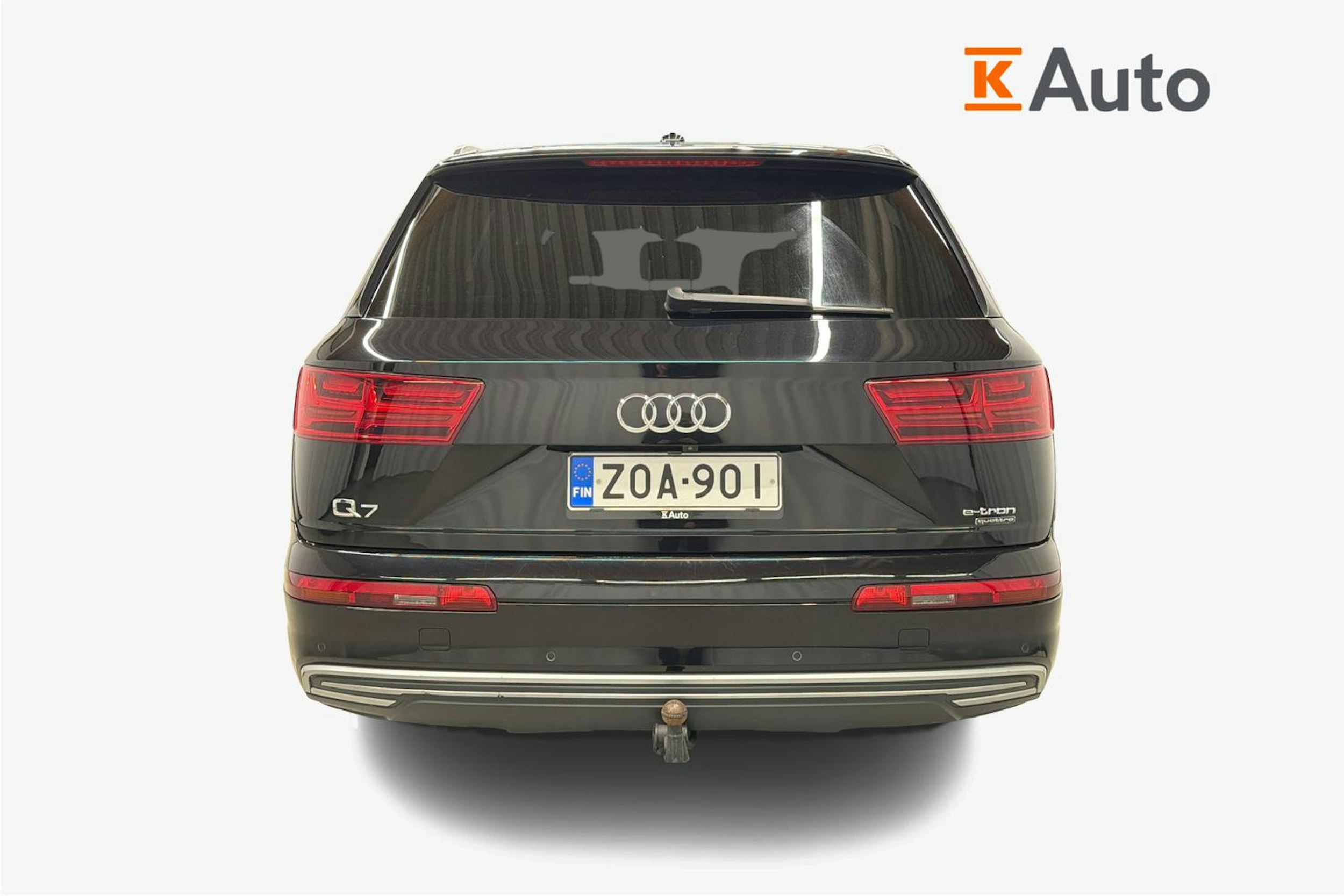 musta Audi Q7 2016 kuva 3.