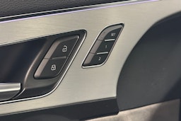 musta Audi Q7 2016 kuva 12.