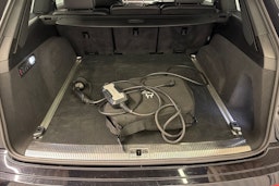 musta Audi Q7 2016 kuva 29.