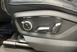 Musta Audi Q7 2017 kuva 16.