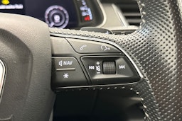 Musta Audi Q7 2017 kuva 18.