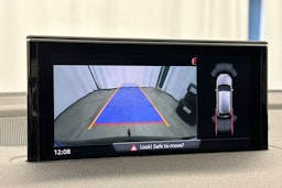 Musta Audi Q7 2017 kuva 25.