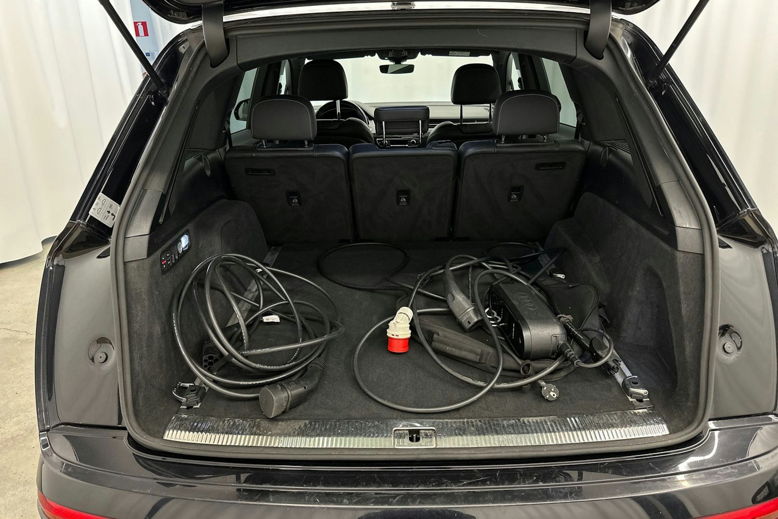 Musta Audi Q7 2017 kuva 30.