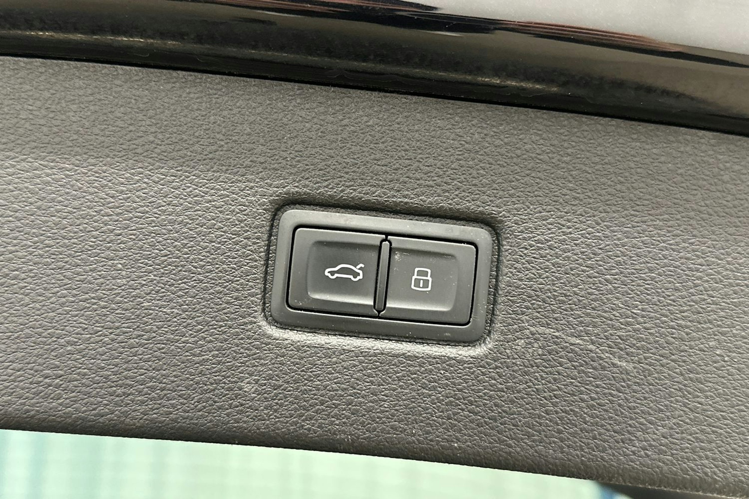 Musta Audi Q7 2017 kuva 31.