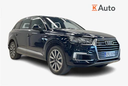 Sininen Audi Q7 2017 kuva 1.