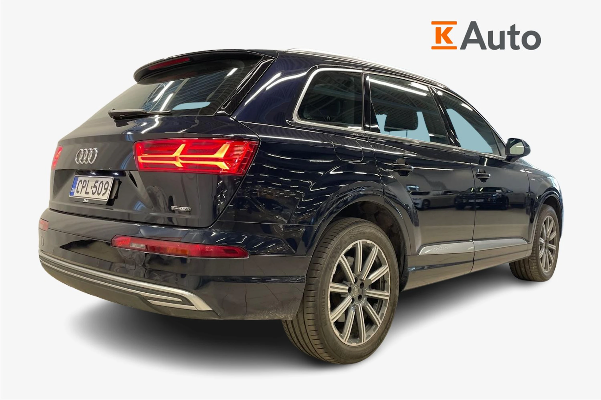 Sininen Audi Q7 2017 kuva 3.