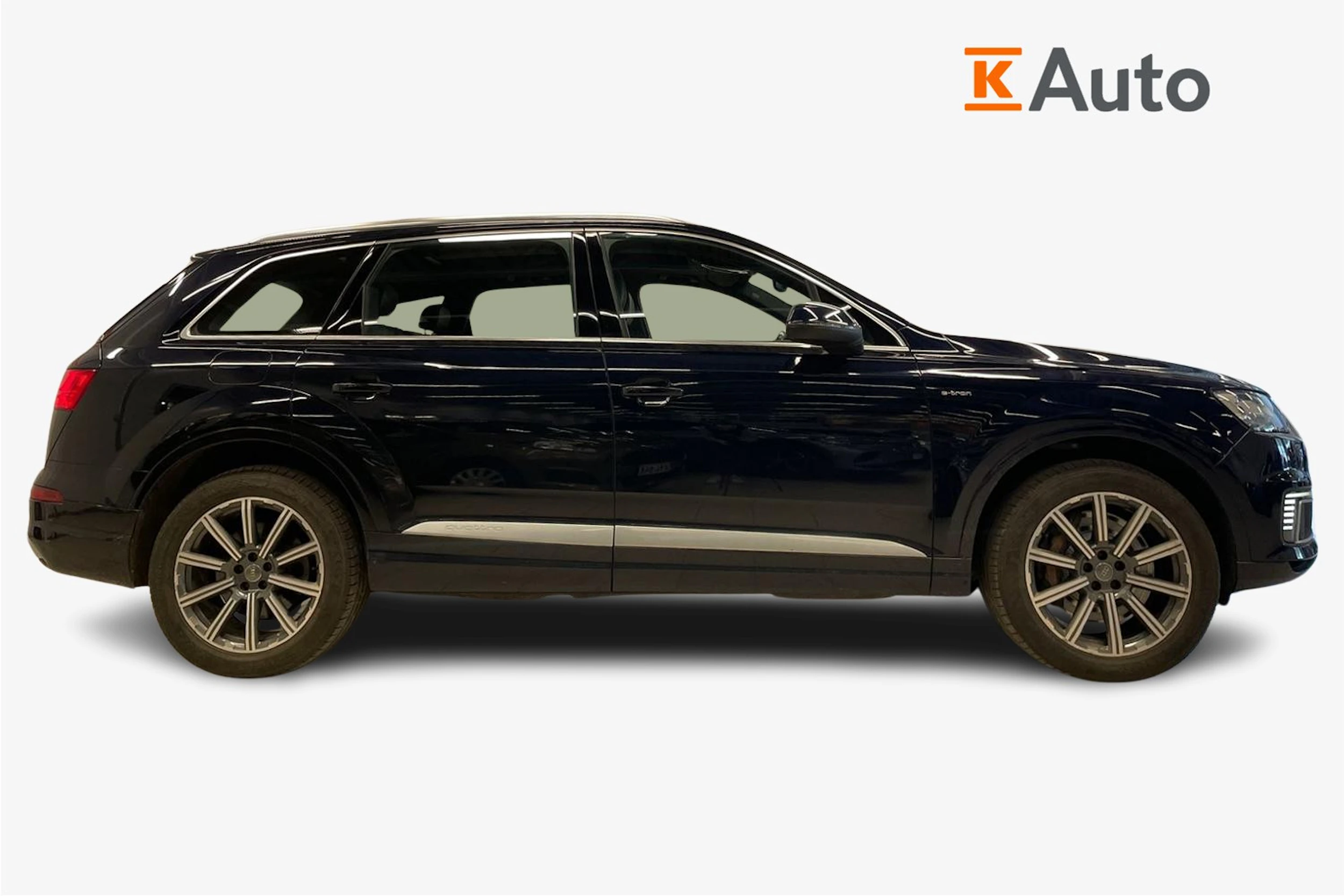 Sininen Audi Q7 2017 kuva 7.