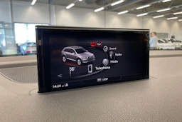 Sininen Audi Q7 2017 kuva 25.