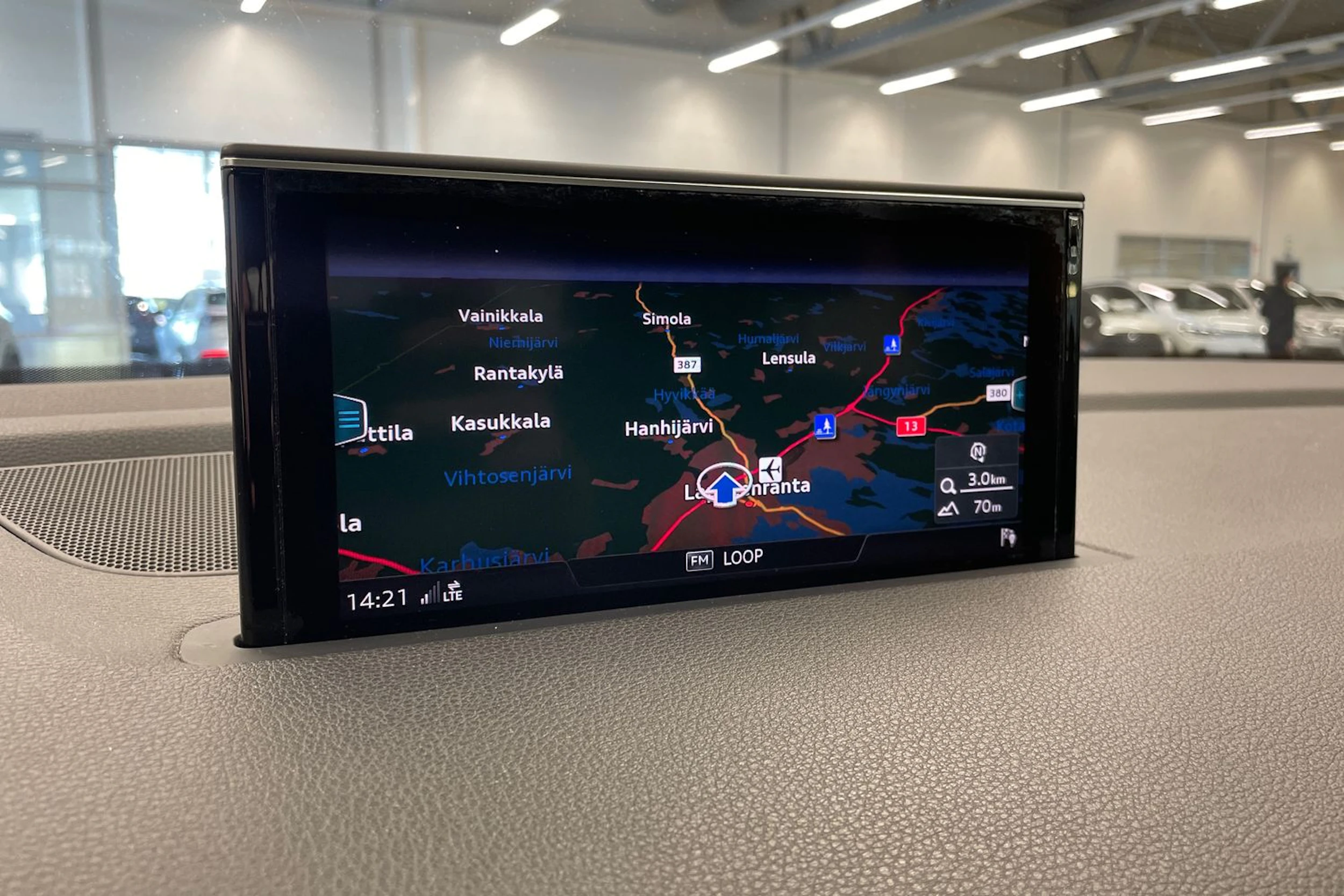 Sininen Audi Q7 2017 kuva 26.