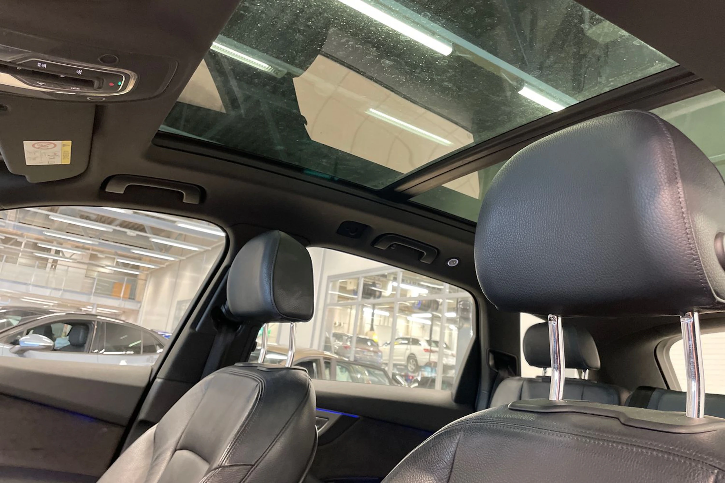 Sininen Audi Q7 2017 kuva 32.