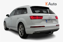 valkoinen Audi Q7 2017 kuva 3.