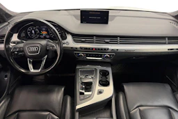 valkoinen Audi Q7 2017 kuva 9.