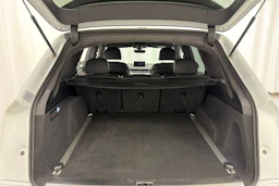 valkoinen Audi Q7 2017 kuva 16.