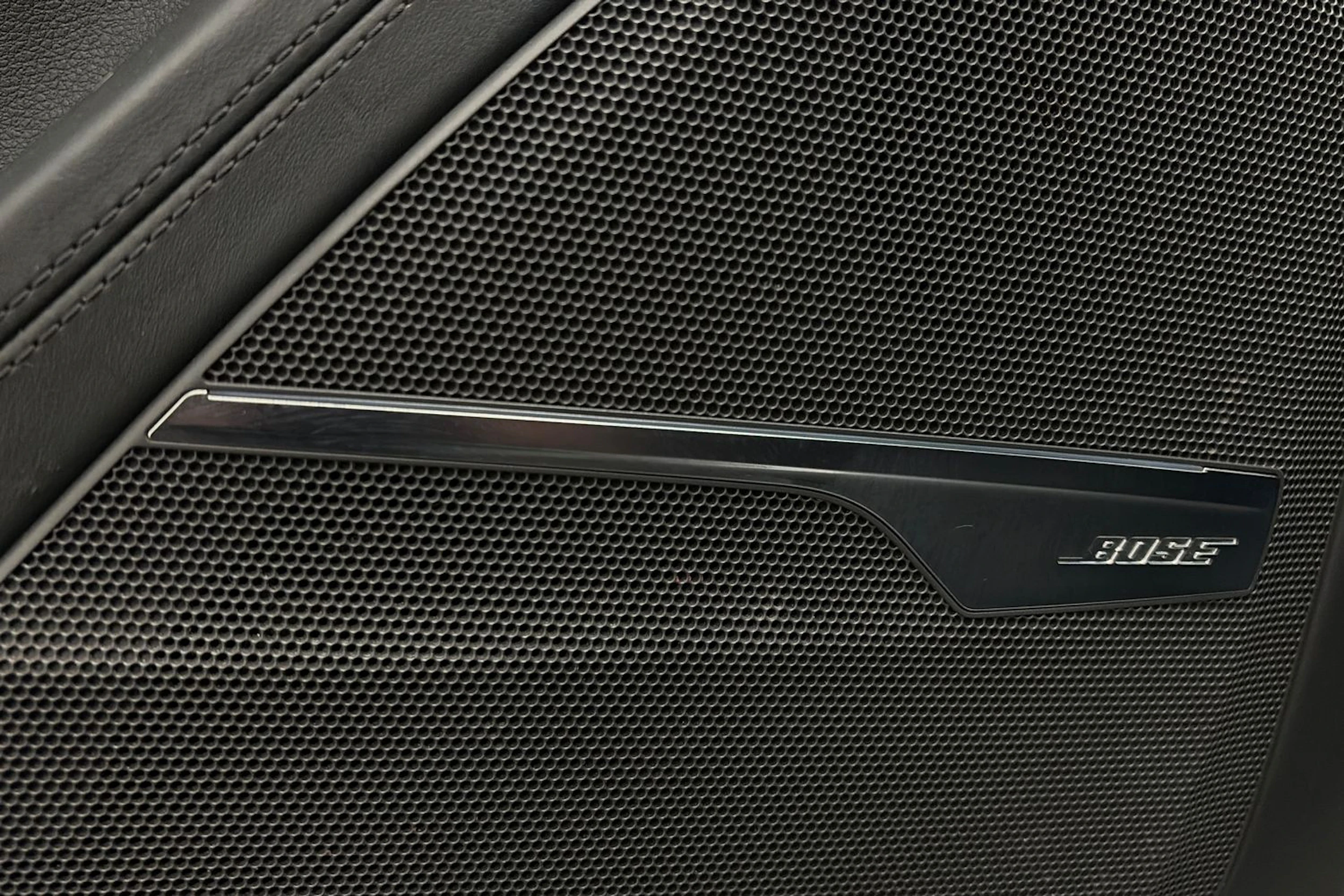 valkoinen Audi Q7 2017 kuva 23.