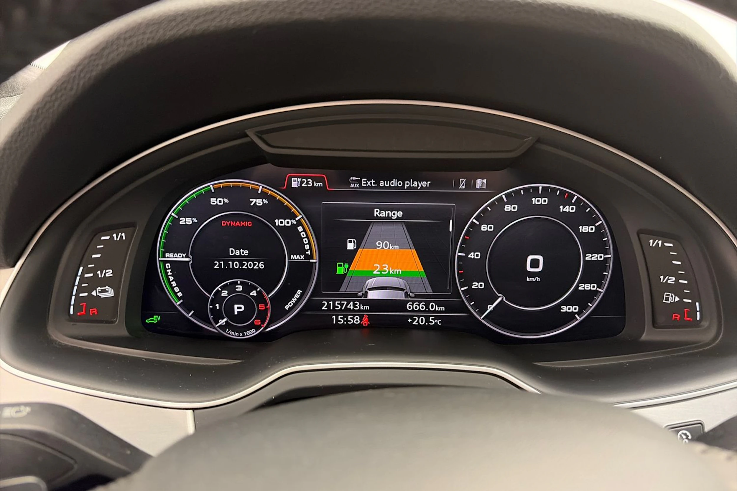 valkoinen Audi Q7 2017 kuva 24.