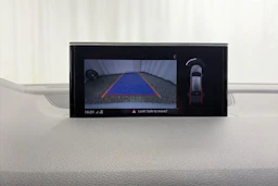 valkoinen Audi Q7 2017 kuva 30.