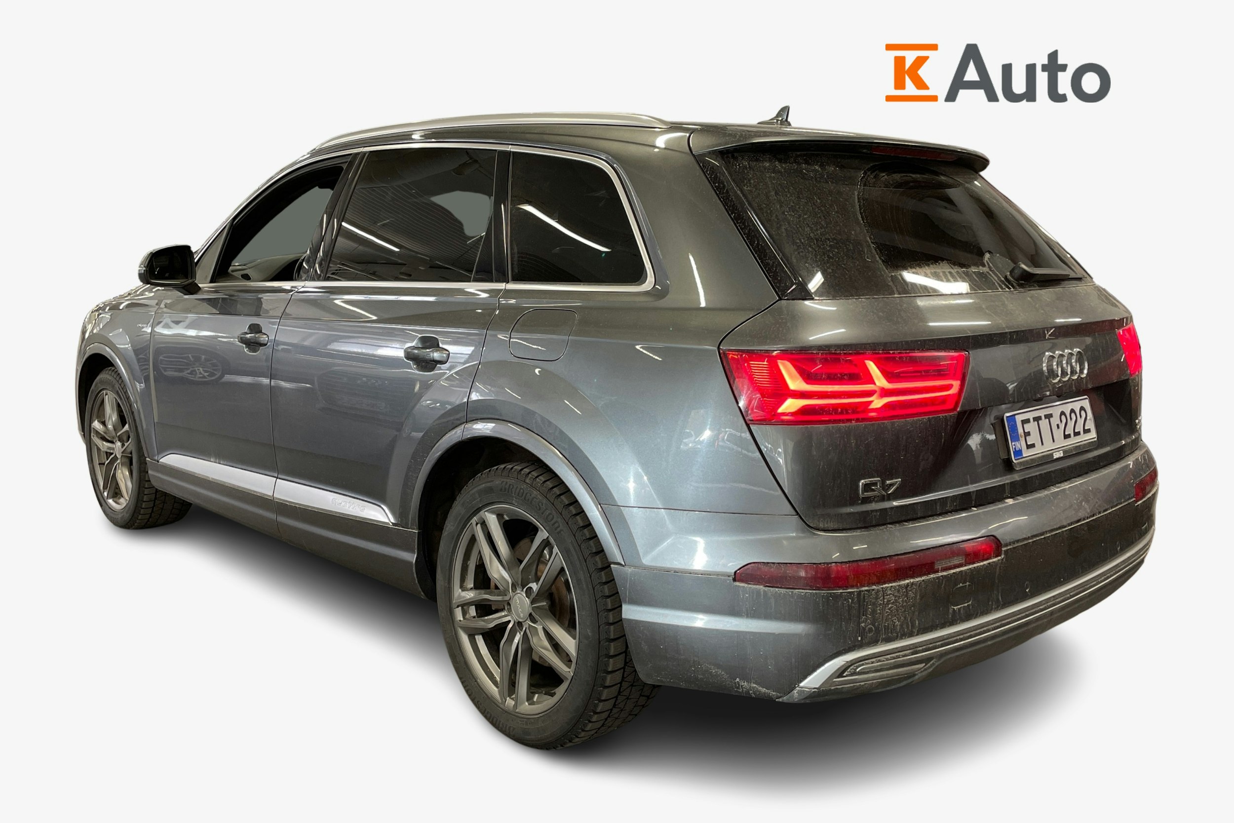 harmaa Audi Q7 2017 kuva 2.