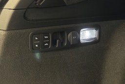 harmaa Audi Q7 2017 kuva 36.