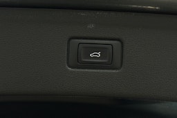 harmaa Audi Q7 2017 kuva 37.