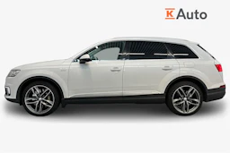 valkoinen Audi Q7 2017 kuva 4.