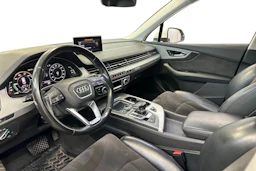 valkoinen Audi Q7 2017 kuva 9.