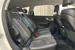 valkoinen Audi Q7 2017 kuva 13.