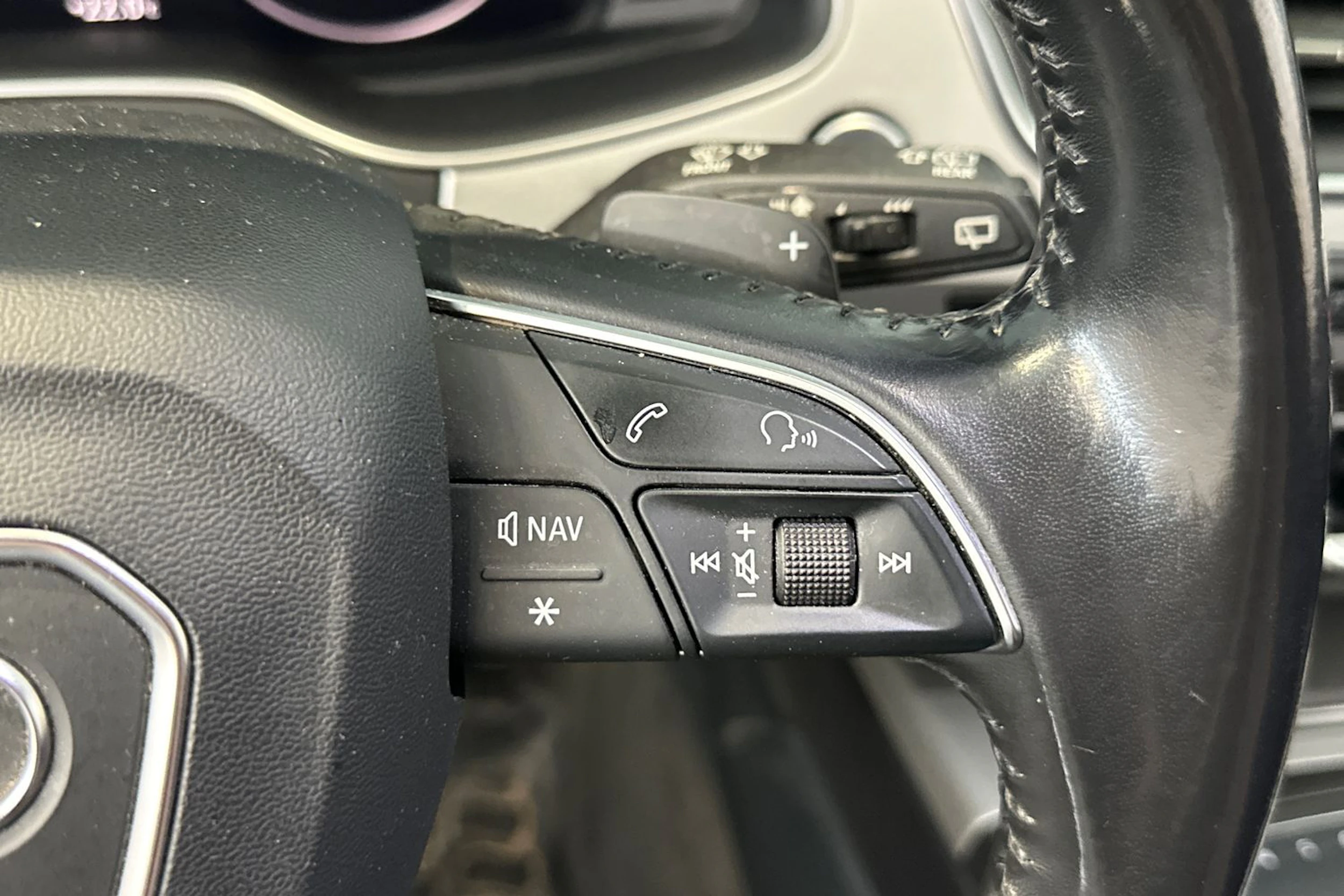 valkoinen Audi Q7 2017 kuva 23.