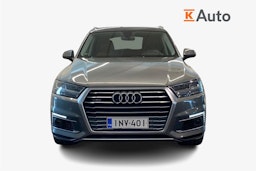 harmaa Audi Q7 2017 kuva 5.