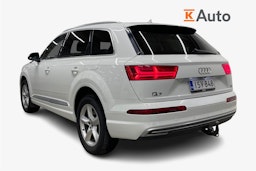 valkoinen Audi Q7 2017 kuva 2.