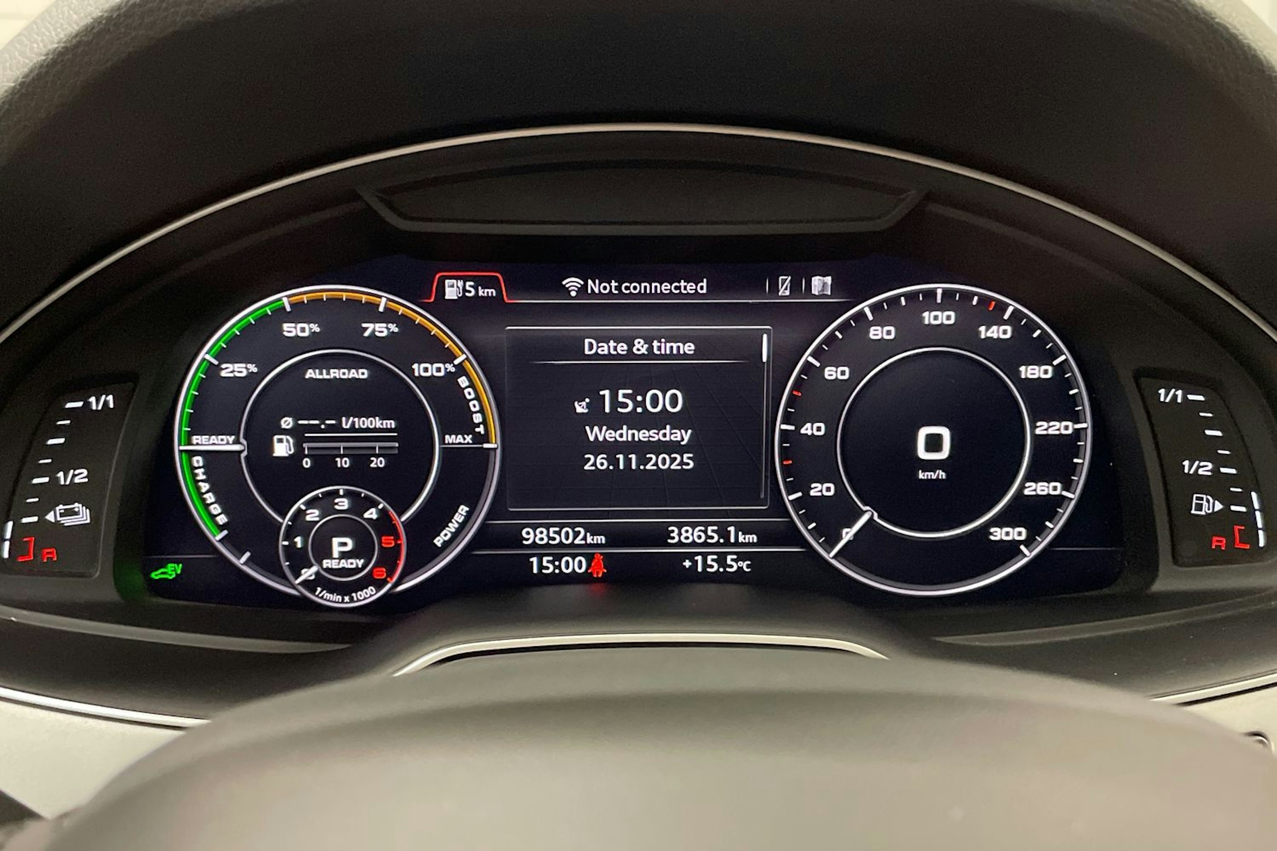 valkoinen Audi Q7 2017 kuva 16.