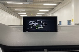 valkoinen Audi Q7 2017 kuva 19.