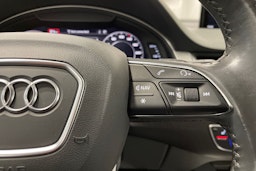 valkoinen Audi Q7 2017 kuva 26.