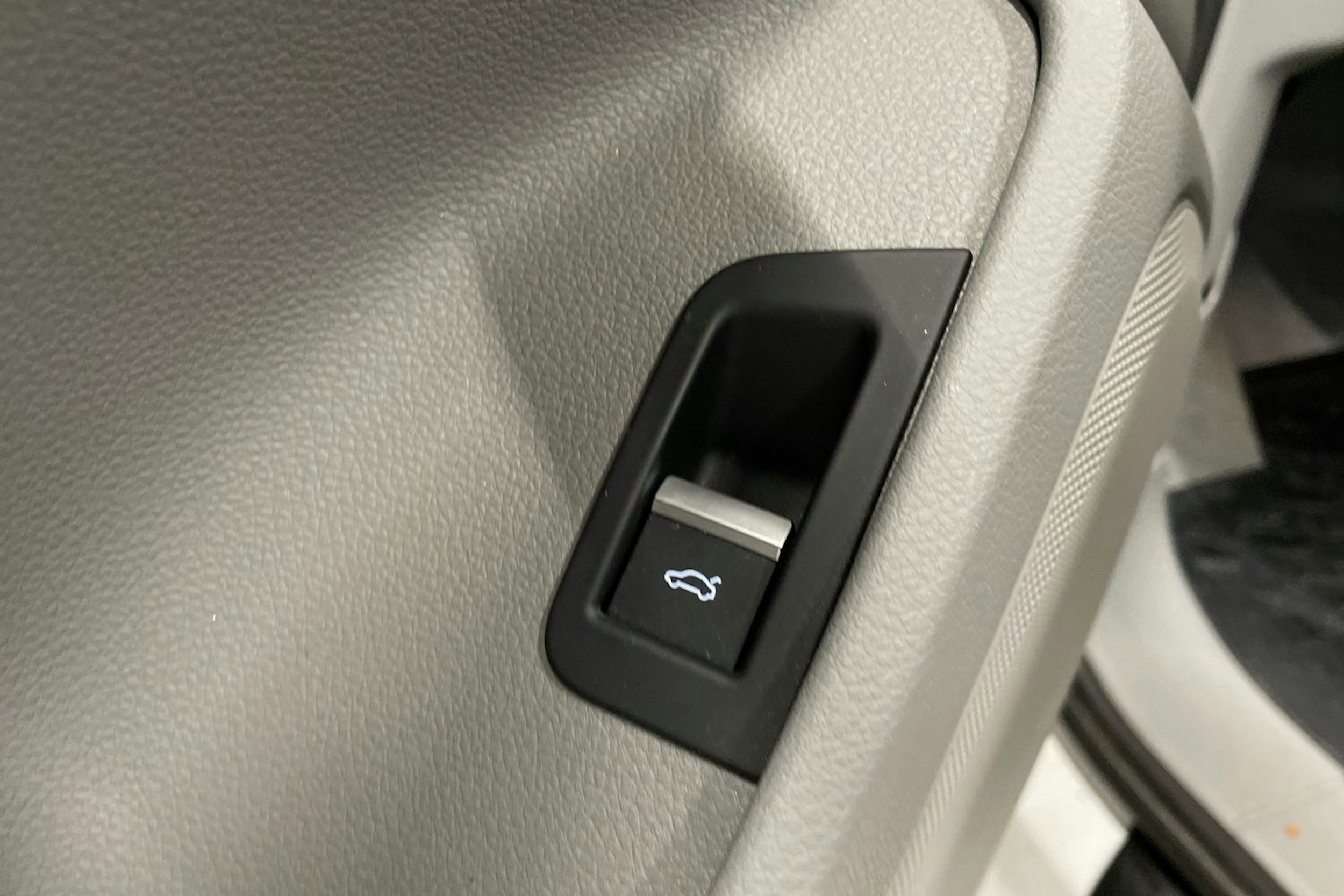 valkoinen Audi Q7 2017 kuva 27.