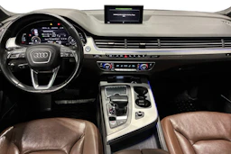 Sininen Audi Q7 2017 kuva 7.