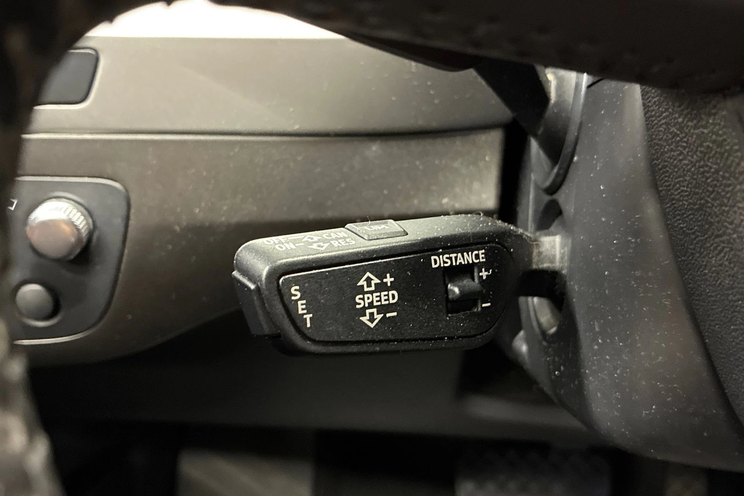 Sininen Audi Q7 2017 kuva 15.