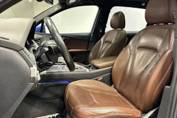 Sininen Audi Q7 2017 kuva 29.