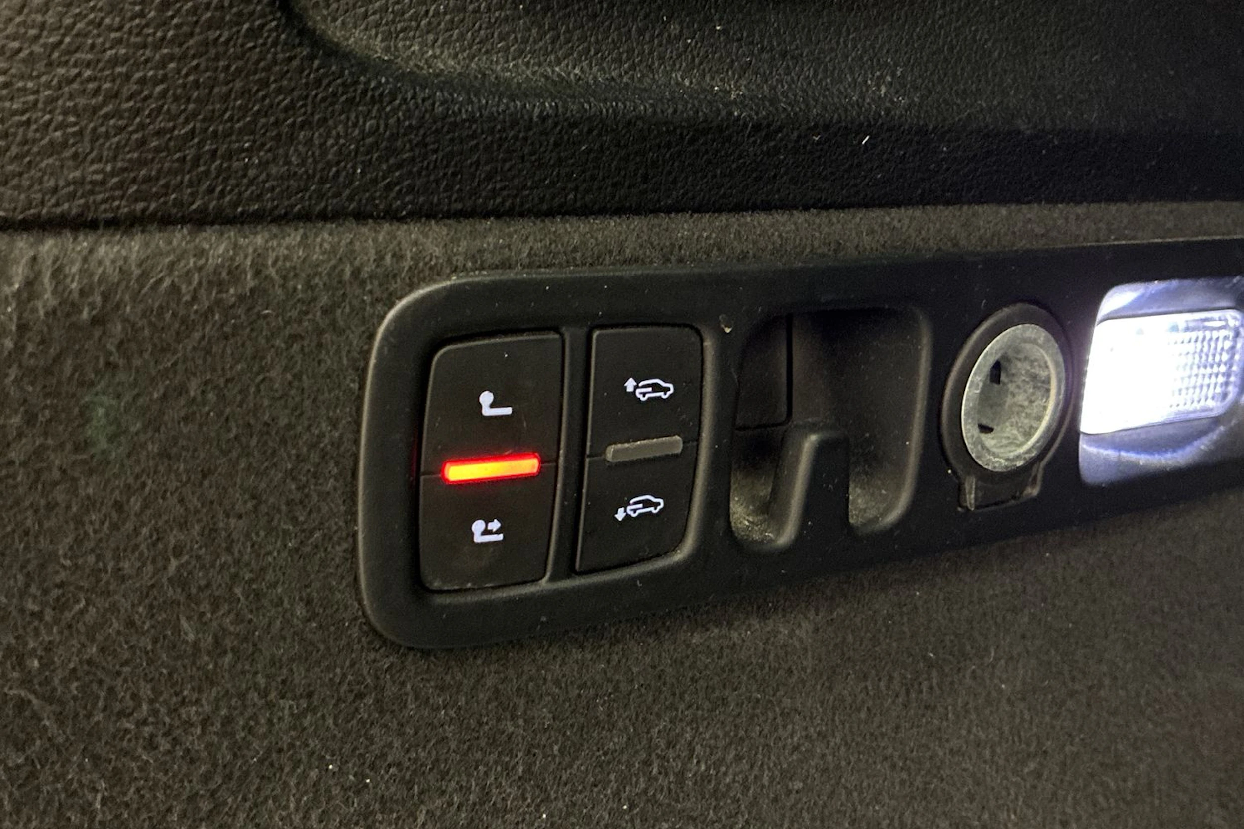 Sininen Audi Q7 2017 kuva 33.