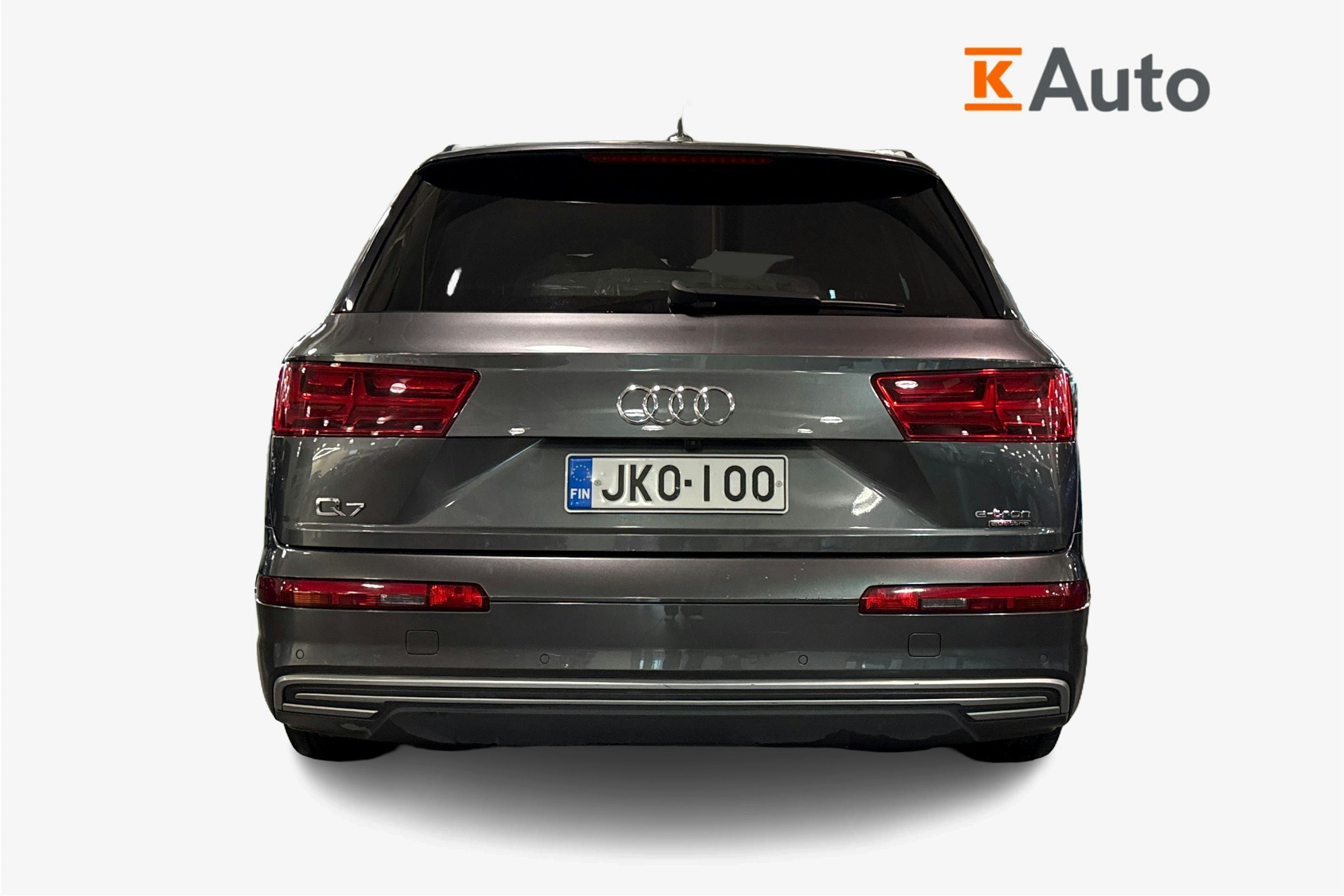 harmaa Audi Q7 2017 kuva 3.