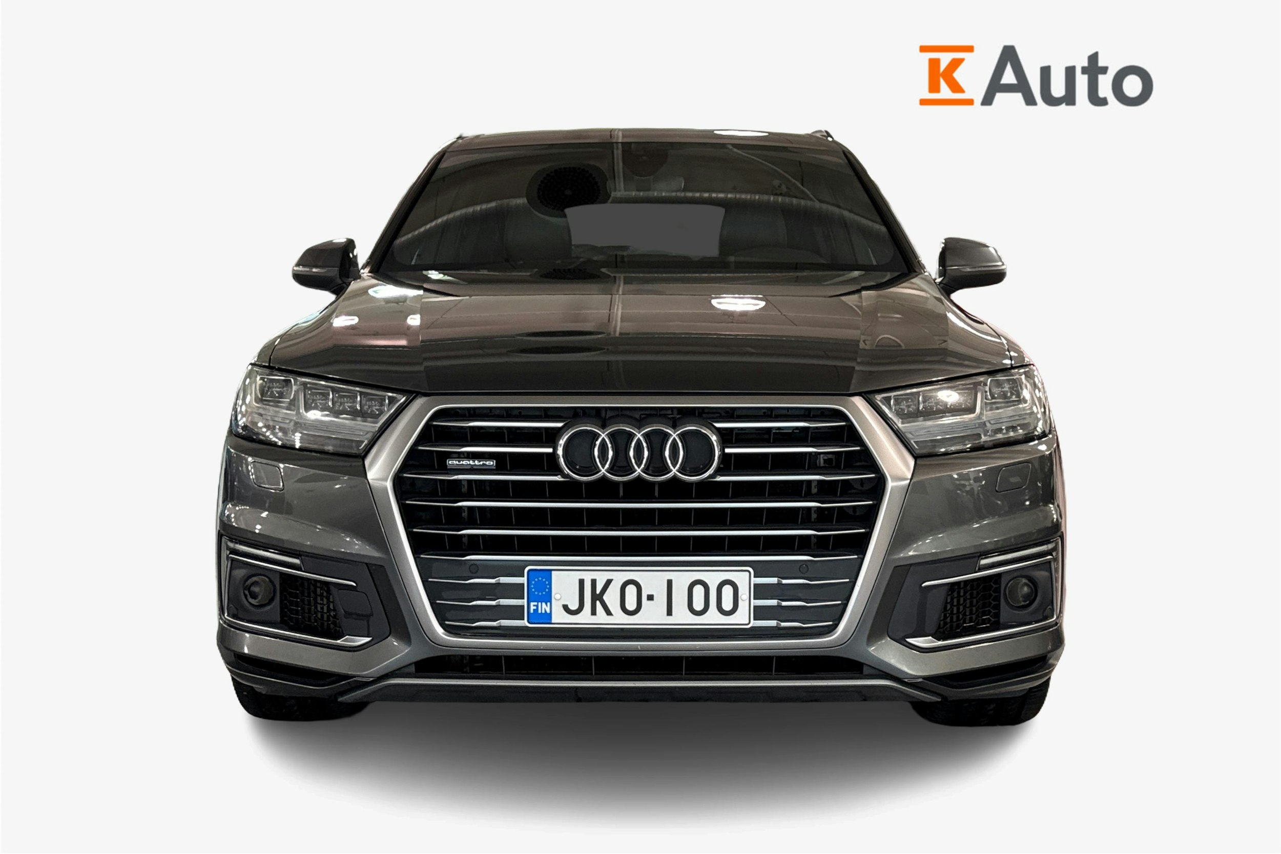 harmaa Audi Q7 2017 kuva 5.